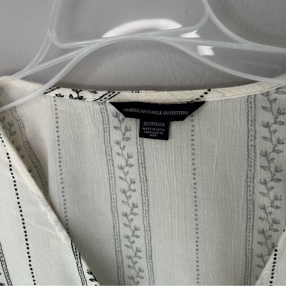 American Eagle Black & White Blouse Top - Picture 5 of 10